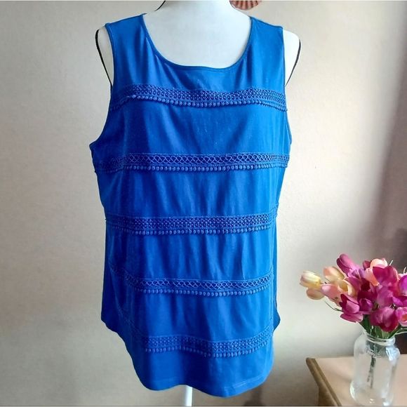 Talbots Tops - Talbots blue Sleeveless blouse  Size XL